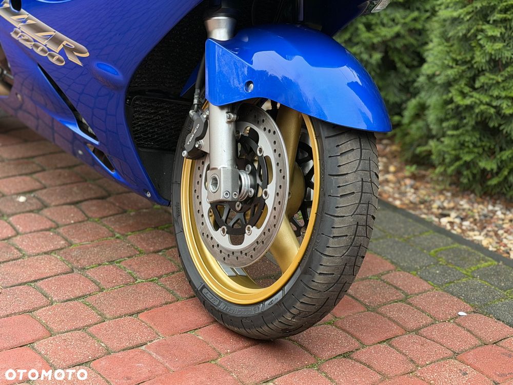 Kawasaki ZZR - 21
