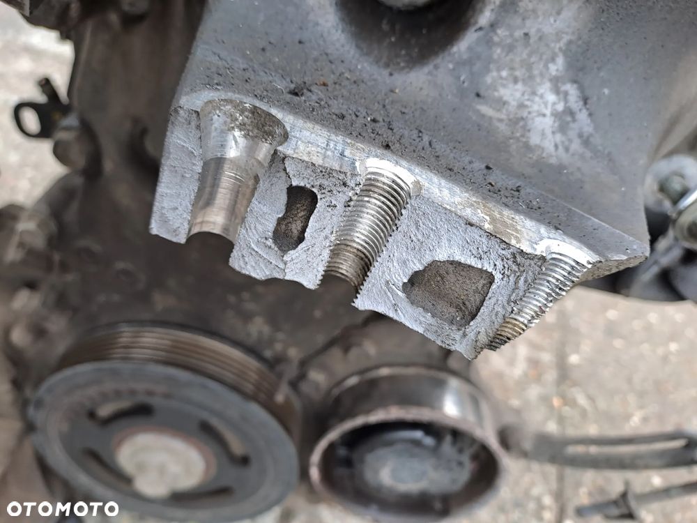 Toyota Yaris II P9 2005-2011r. 1.0 VVT-i silnik kompletny kod 1KR-FE - 4