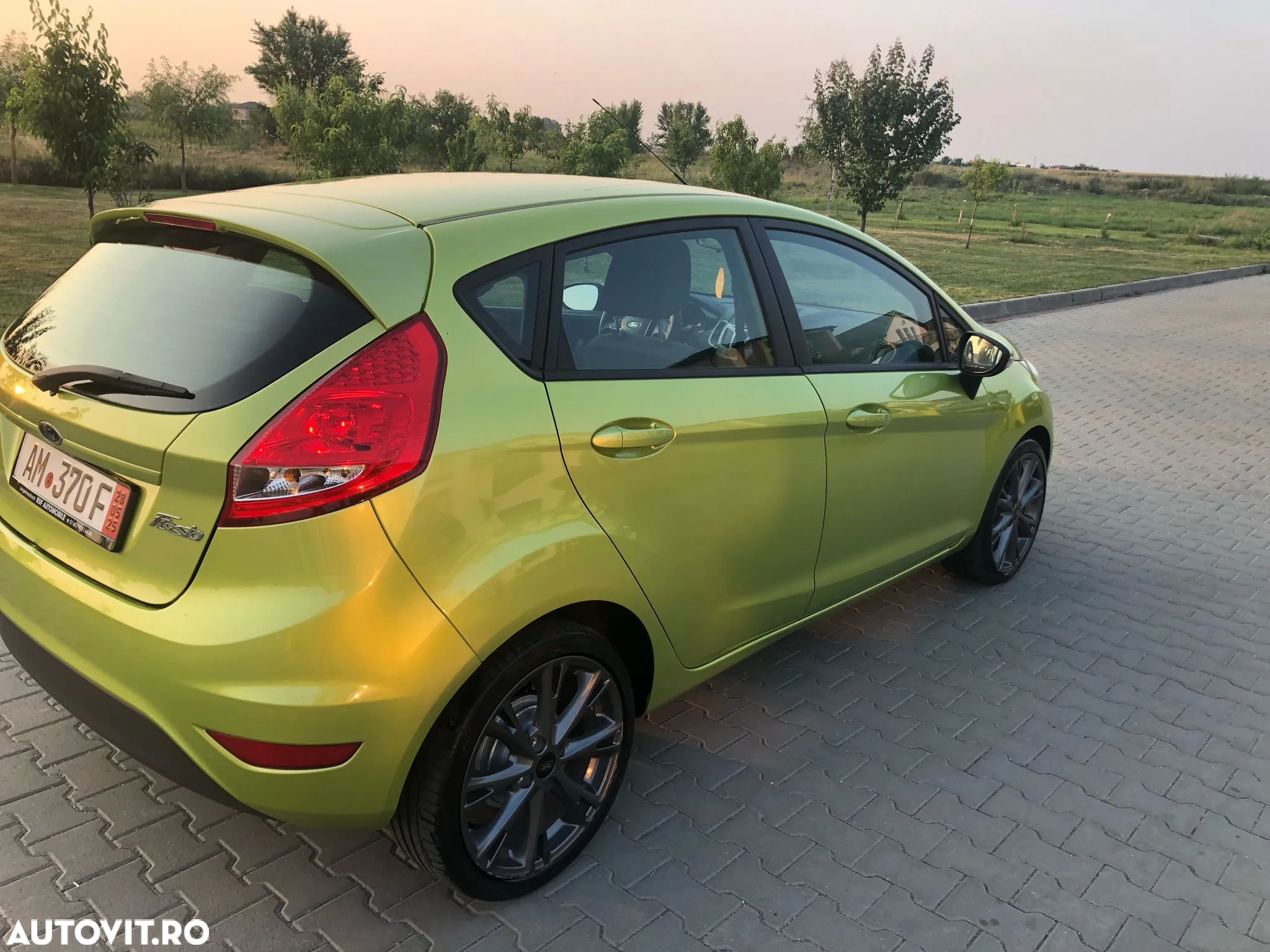 Ford Fiesta 1.25i Ambiente - 4