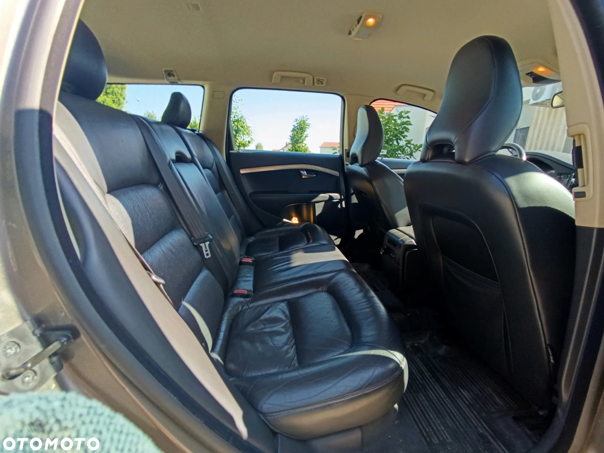 Volvo V70 - 25