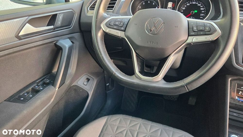 Volkswagen Tiguan 1.5 TSI EVO Life DSG - 24