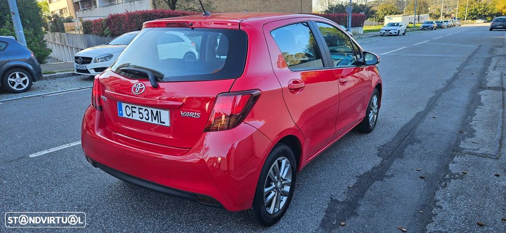 Toyota Yaris 1.33 VVT-i - 4