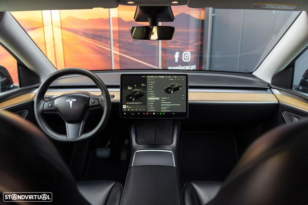 Tesla Model Y RWD - 11