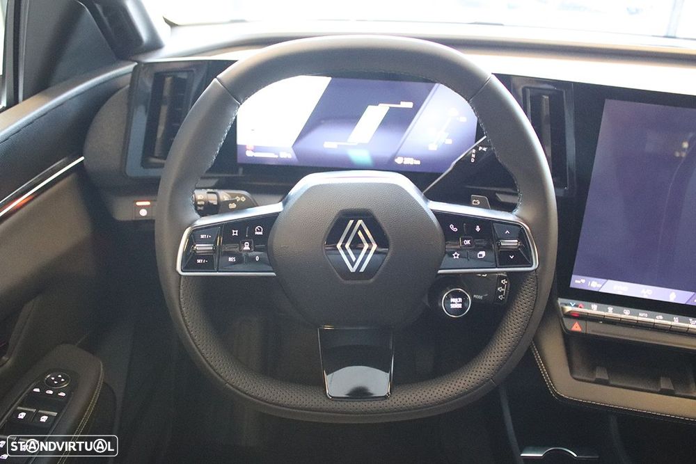 Renault Mégane E-Tech EV60 Iconic Autonomia Conforto - 12