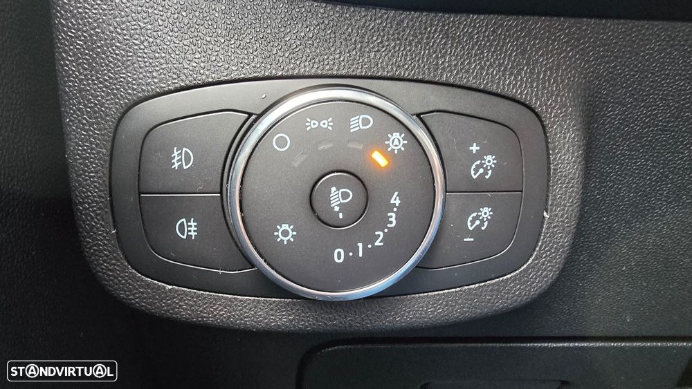 Ford Fiesta 1.0 EcoBoost ST-Line - 11