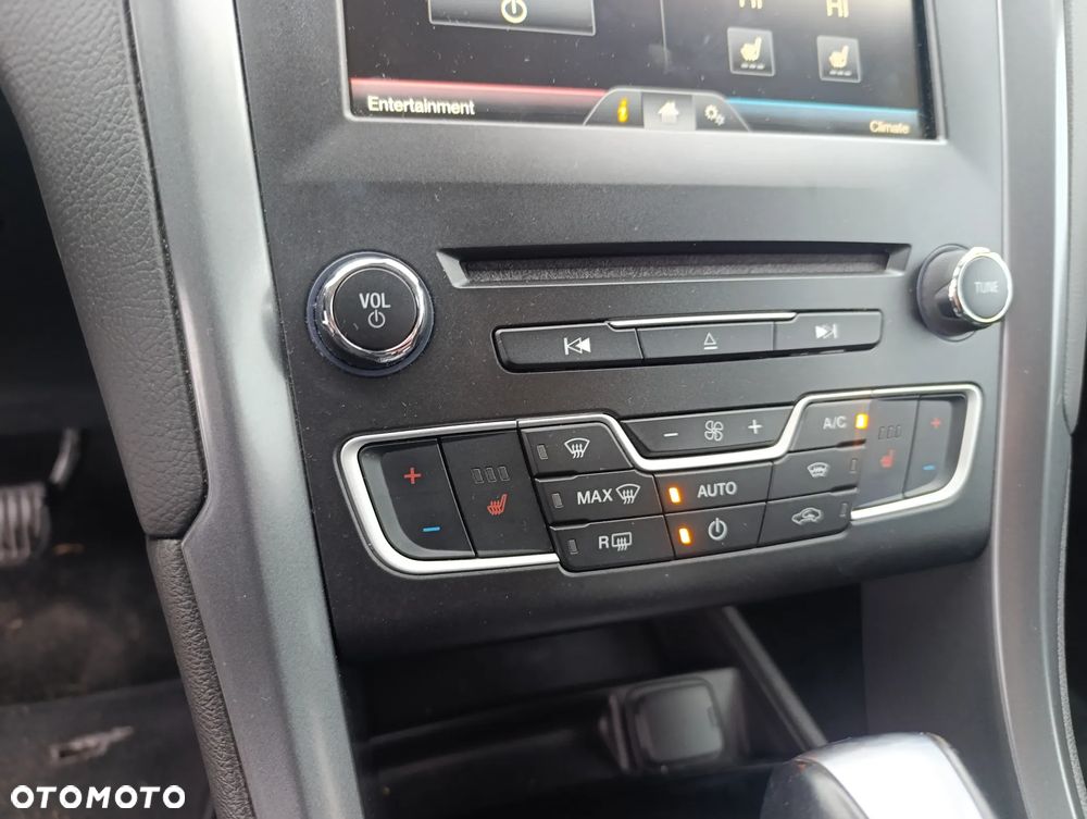 Ford Mondeo 2.0 EcoBlue Titanium - 11