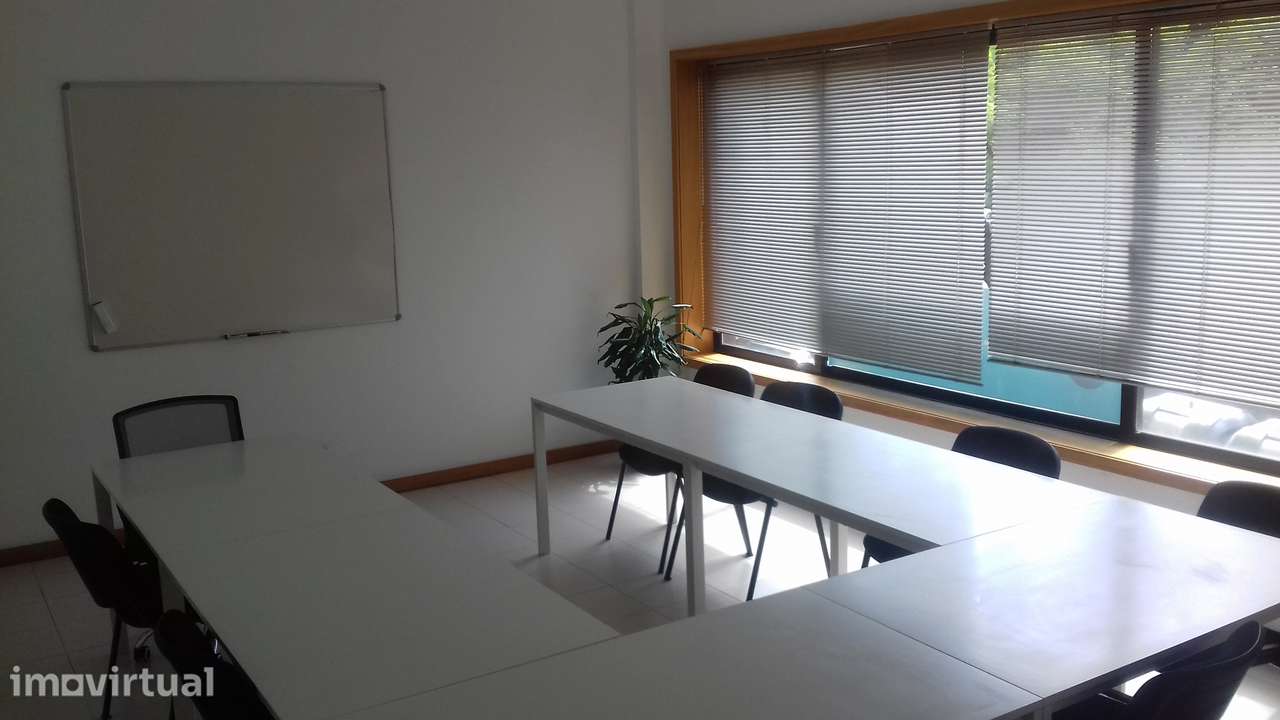 Sala de formação, reunião, workshops - espaço coworking - Grande imagem: 5/6