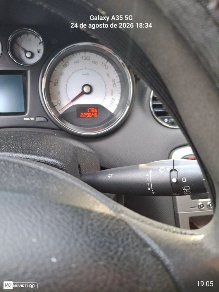Peugeot 308 SW e-HDi FAP 110 Stop&Start Family - 2