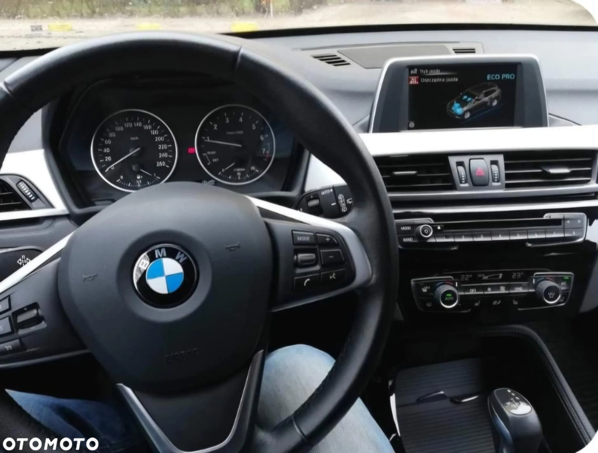 BMW X1 xDrive25i xLine sport - 11