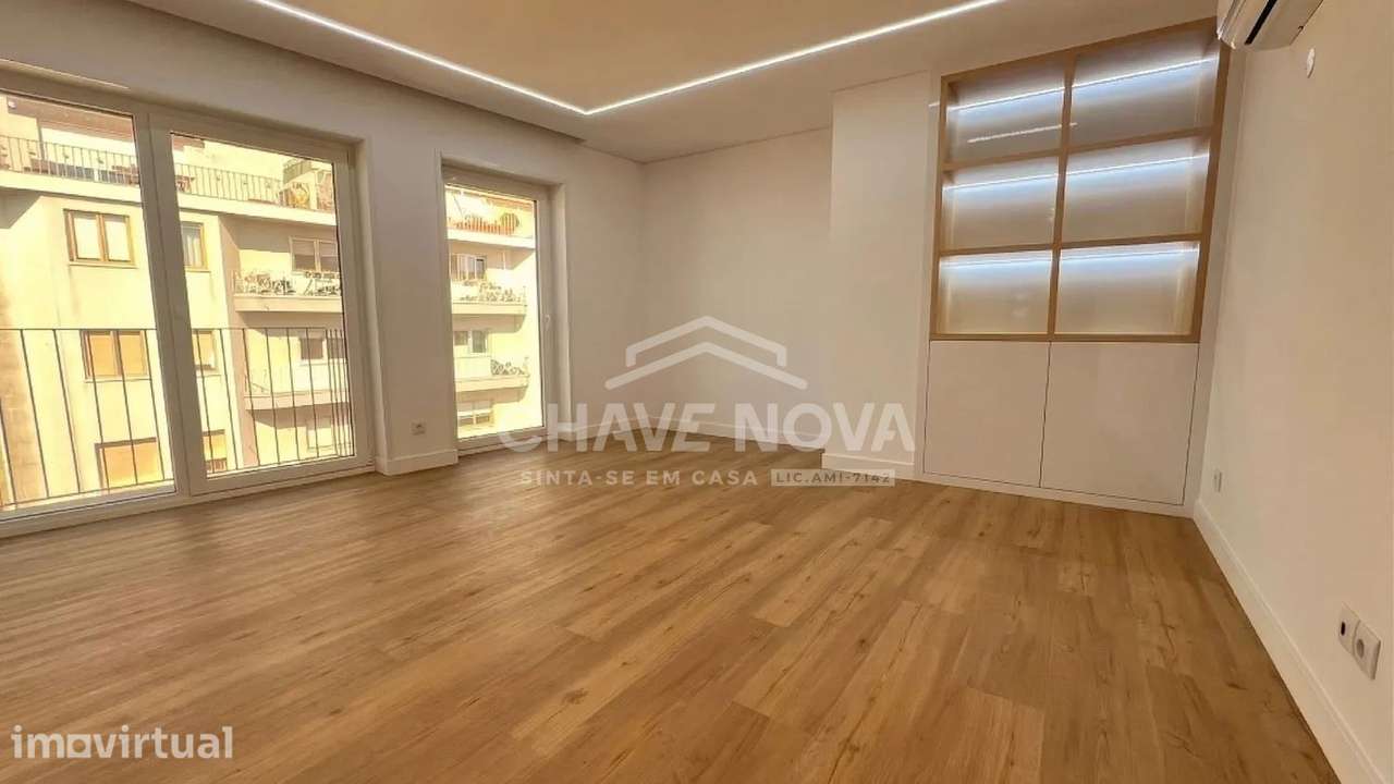 T1 Novo c/ Varanda - Studios City On - Grande imagem: 3/13