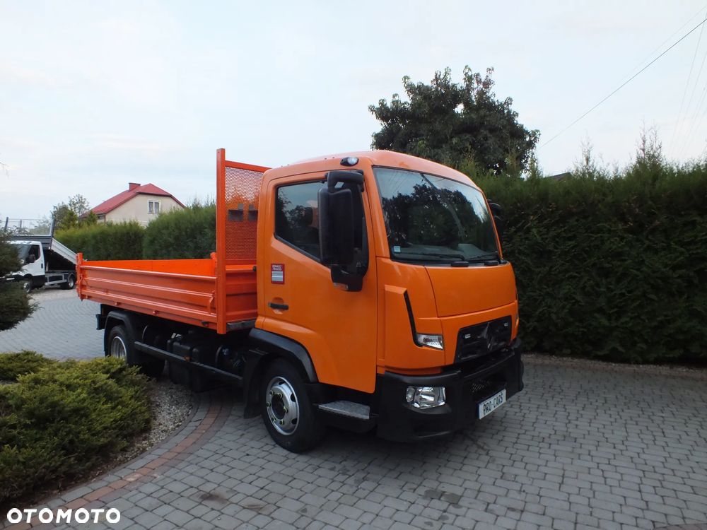Renault D
