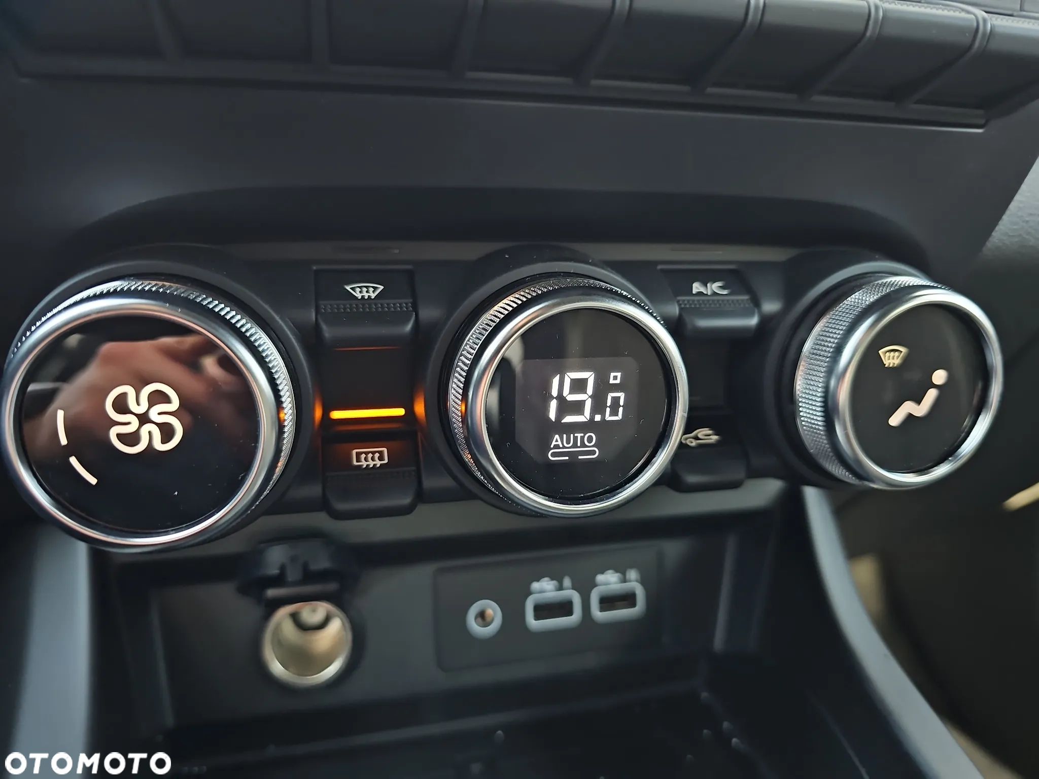 Renault Arkana 1.3 TCe mHEV Techno EDC - 19