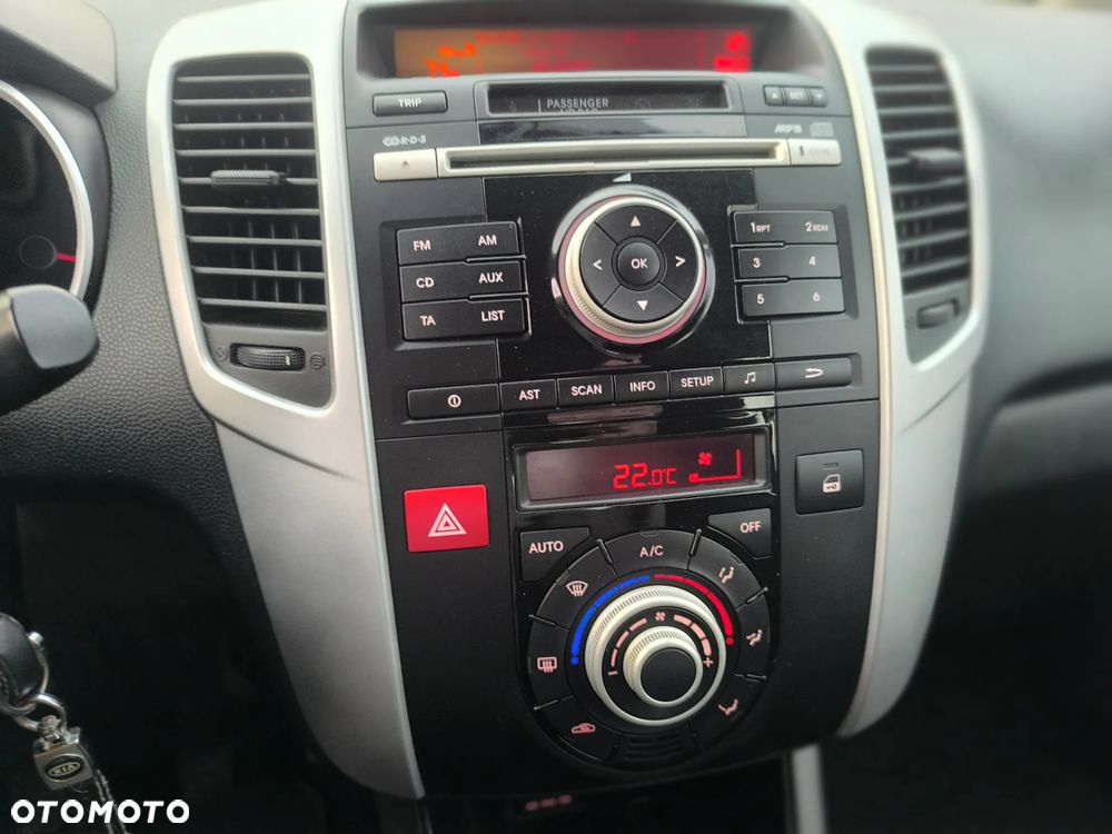 Kia Venga 1.4 CRDi M - 27