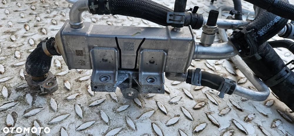 Dodge Durango III LIFT 2017- 3.6 V6 Przewód wody z całego silnika do skrzyni  Rura Wąż Magistrala wody Chłodnica spalin EGR 05281255AI Dodatkowa pompka wody 68252075AB Podstawa filtra oleju chłodniczka 6790424411 - 9