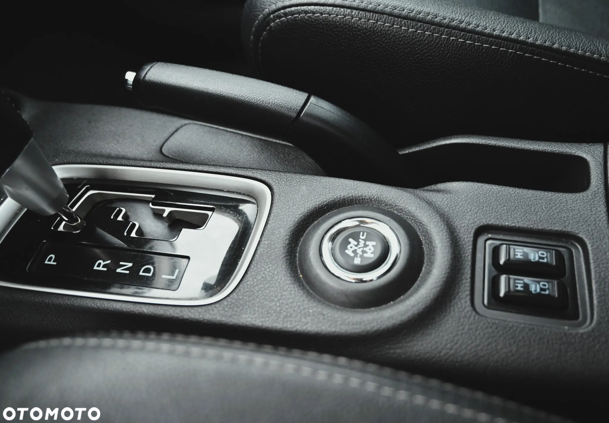 Mitsubishi Outlander - 28