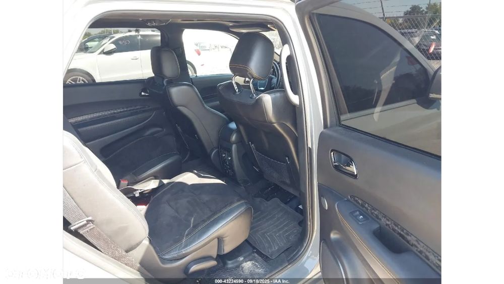 Dodge Durango - 12