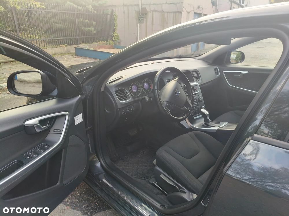 Volvo V60 T5 Kinetic - 9