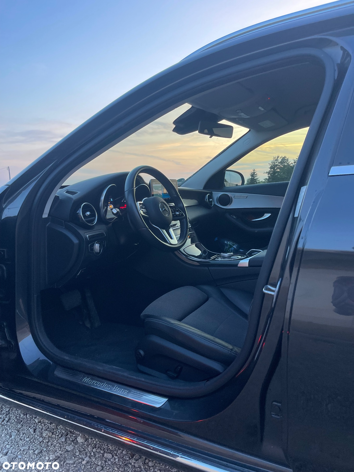 Mercedes-Benz Klasa C 220 d T 9G-TRONIC - 28