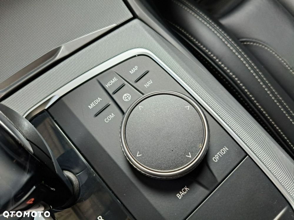 BMW Seria 3 - 30