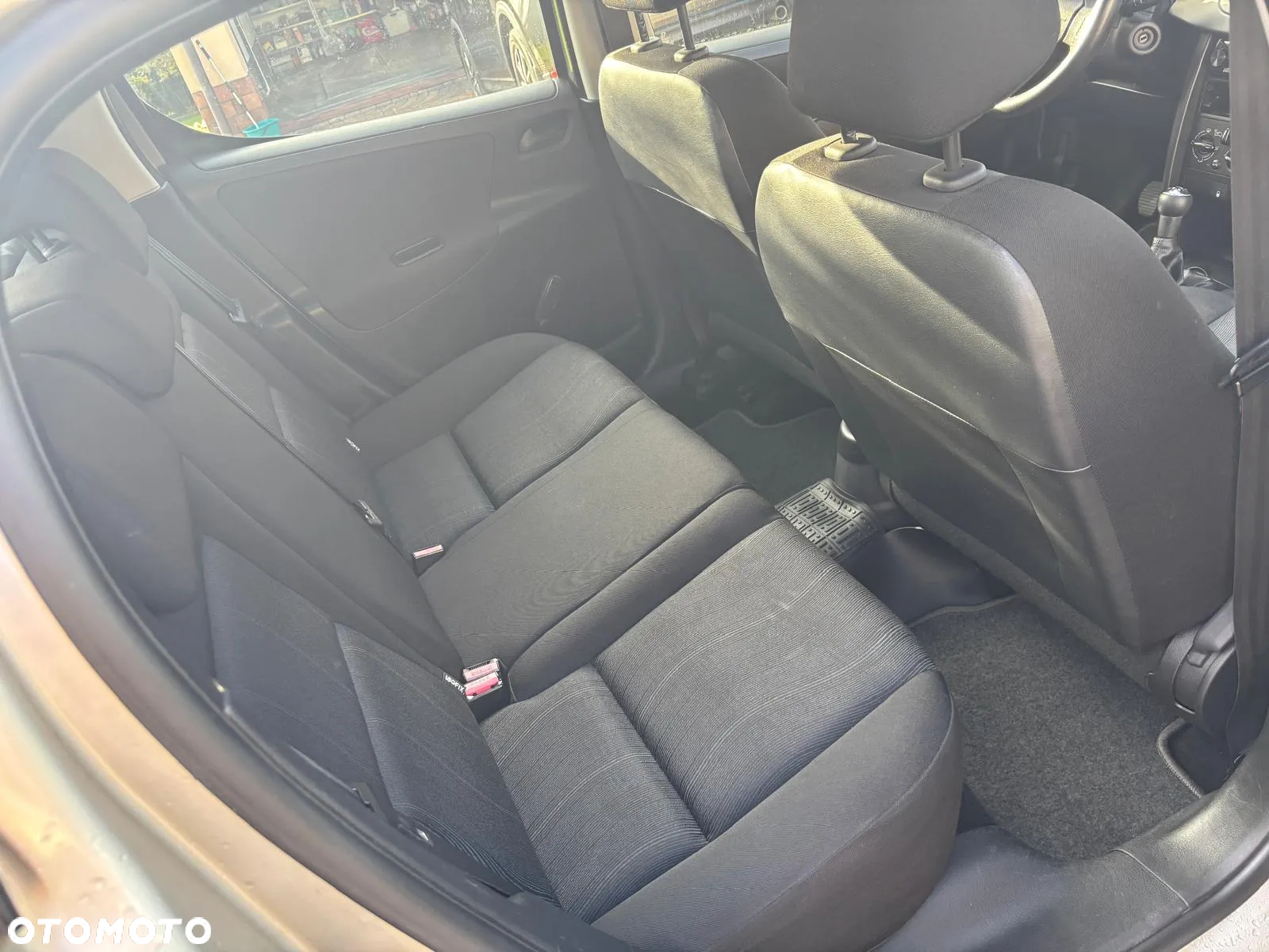 Peugeot 207 1.4 Presence nICE - 18