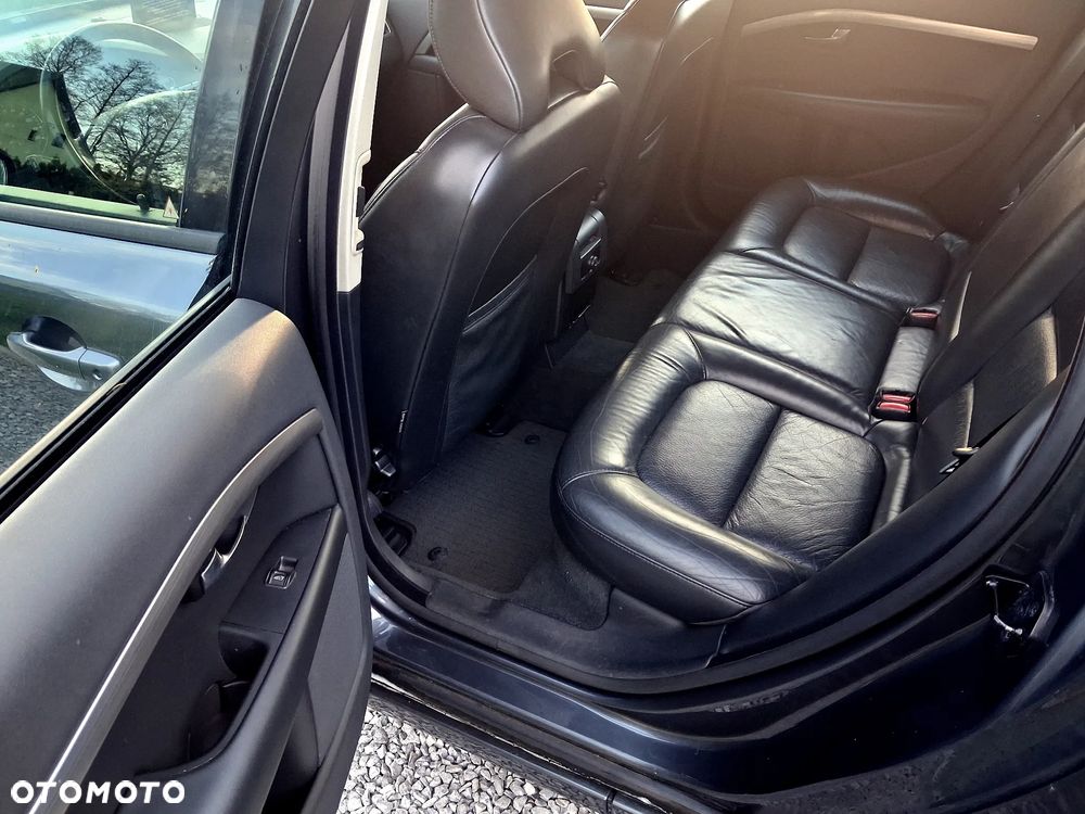 Volvo V70 2.0 Summum - 17