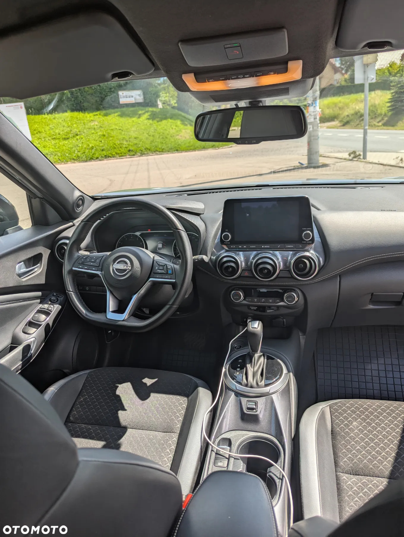 Nissan Juke 1.0 DIG-T N-Connecta DCT - 12