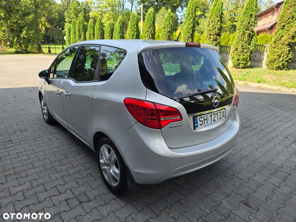 Opel Meriva 1.4 T Cosmo S&S - 12