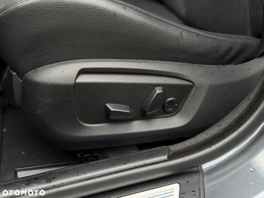 BMW Seria 5 - 38