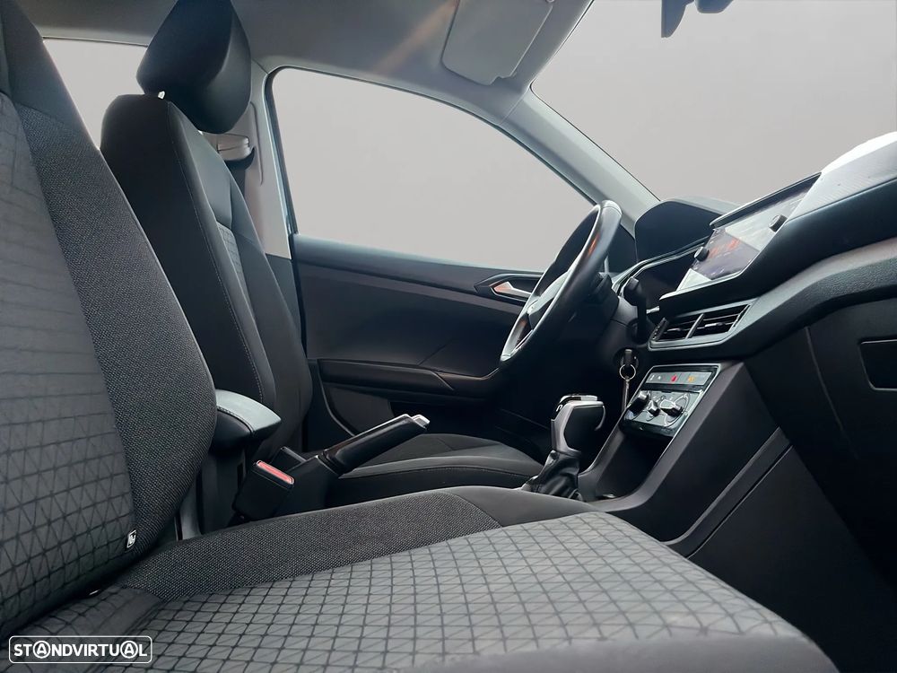 VW T-Cross 1.0 TSI BlackStyle DSG - 15