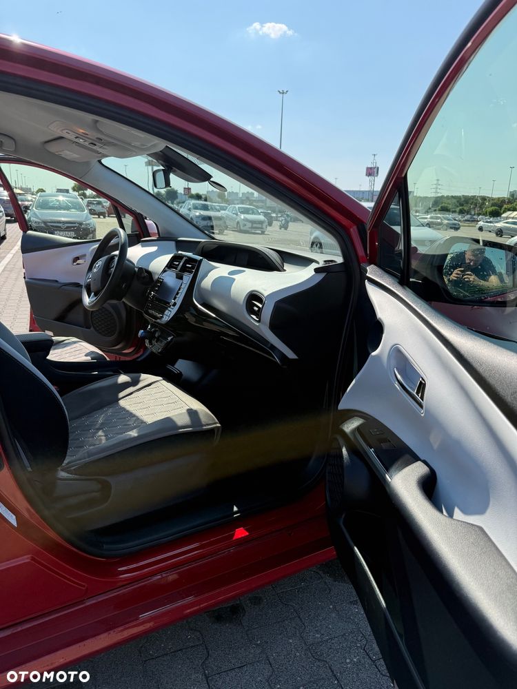 Toyota Prius - 17