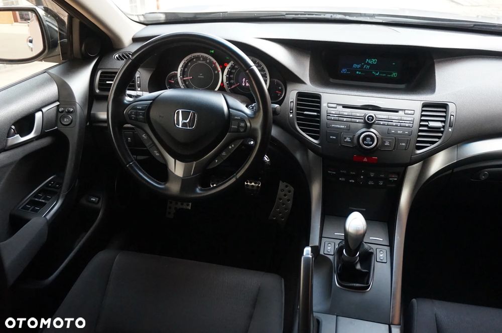 Honda Accord 2.0 Elegance Advantage - 11