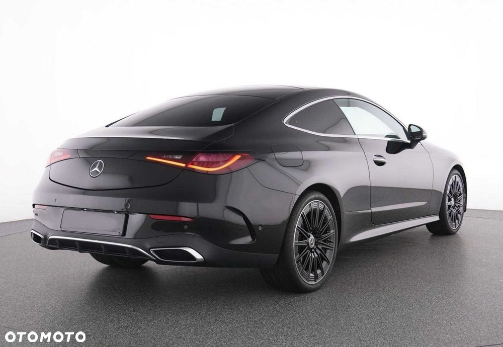 Mercedes-Benz CLE 200 mHEV 4-Matic AMG Line - 6