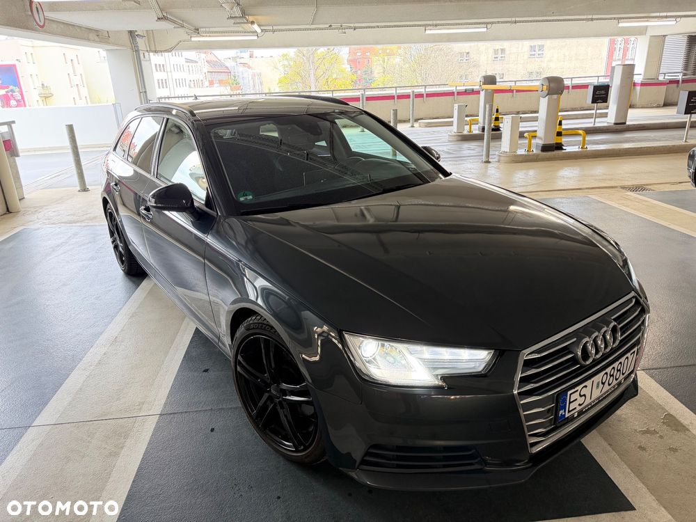 Audi A4 Avant 2.0 TDI S tronic - 24