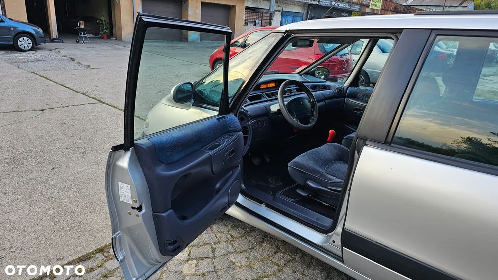 Renault Espace 2.2 TD RT - 9