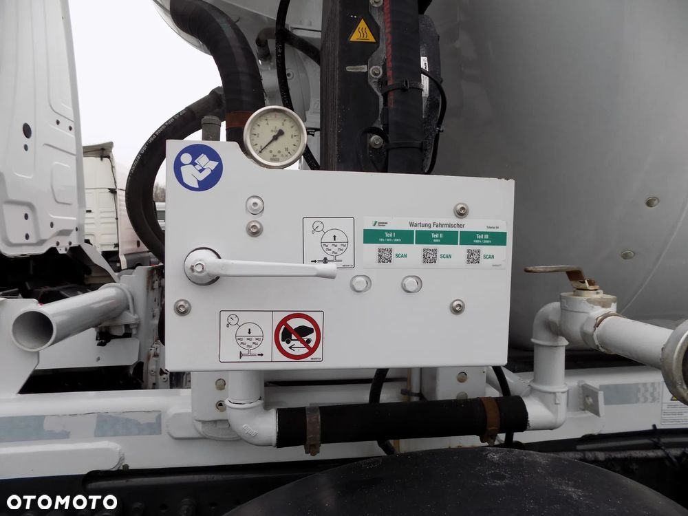 Mercedes-Benz 3240 AROCS/STETTER/9m3 - 15