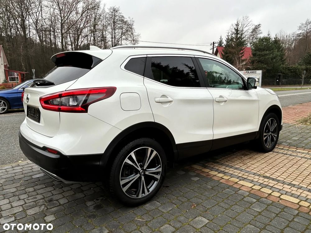 Nissan Qashqai 1.6 DIG-T TEKNA+ - 4