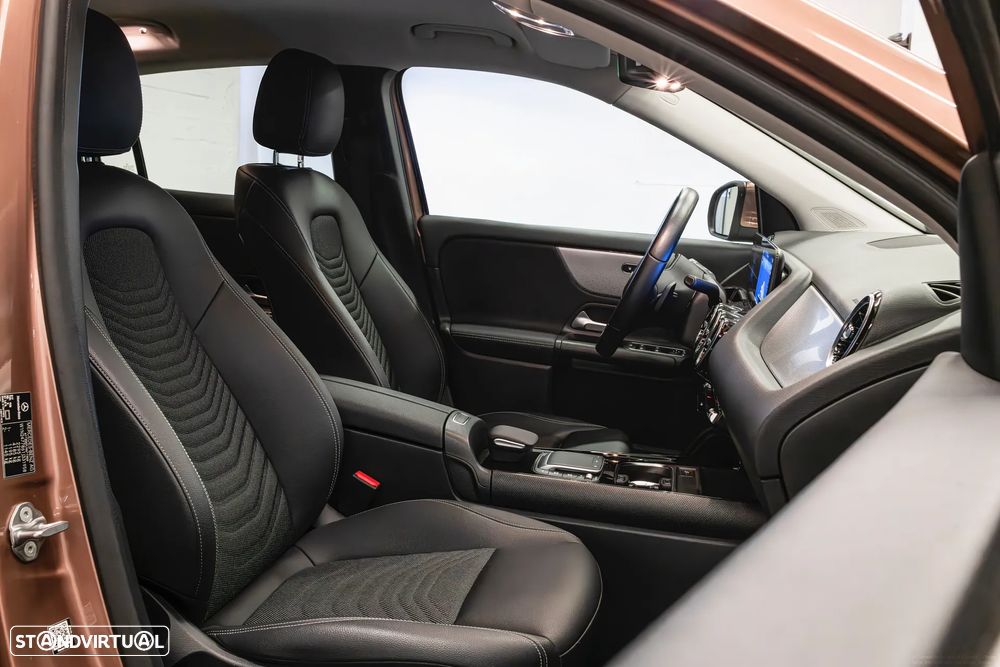 Mercedes-Benz GLA 250 e 8G-DCT Progressive - 10