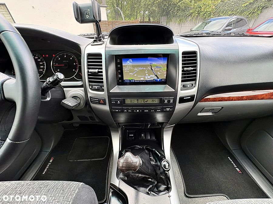 Toyota Land Cruiser 3.0 D Luna Comfort - 28