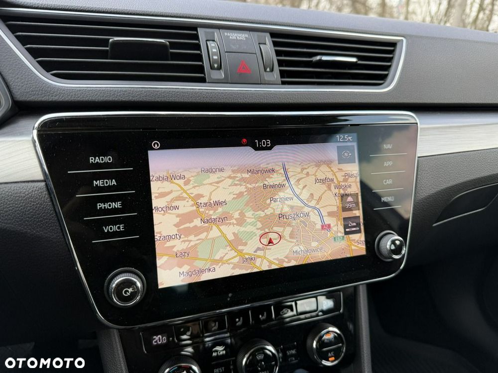 Skoda Superb 2.0 TDI 4x4 Style DSG - 10