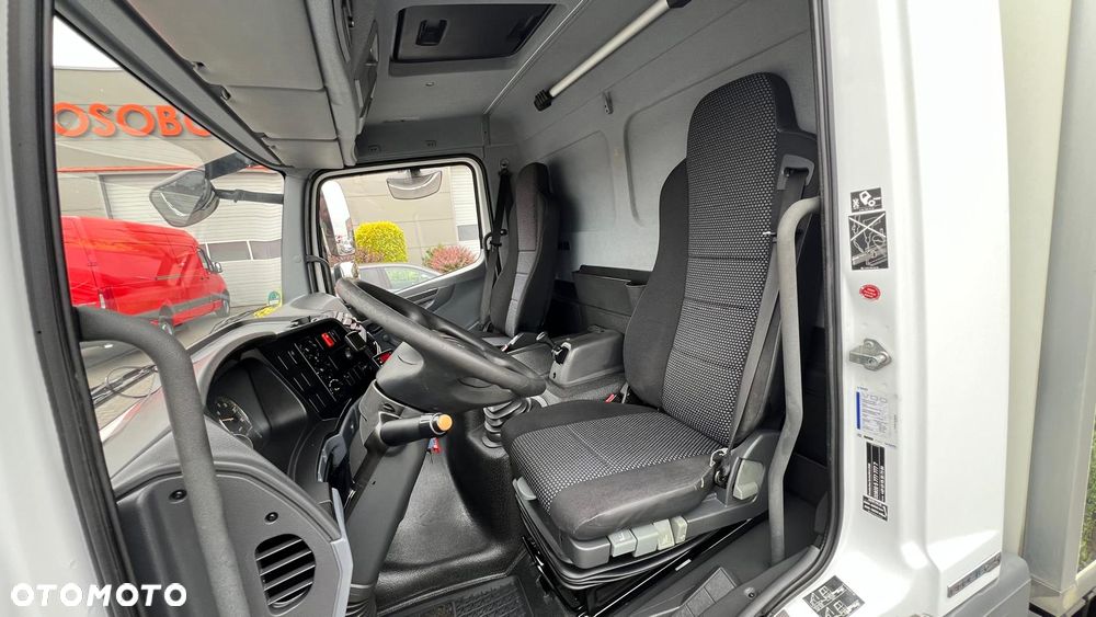 Mercedes-Benz ATEGO 813 EURO 5 CHŁODNIA HAKOWA KONTENER IZOTERMA - 17