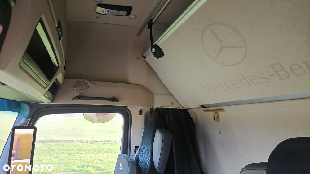 Mercedes-Benz Actros 2142 - 15