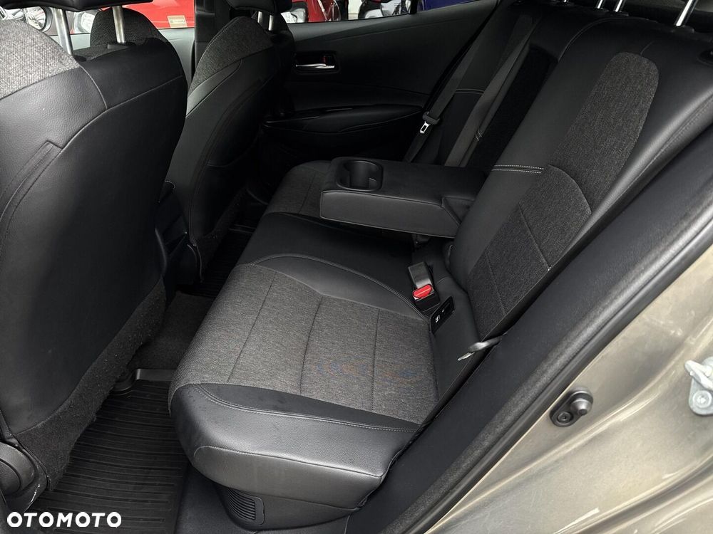Toyota Corolla 1.8 Hybrid Style - 28