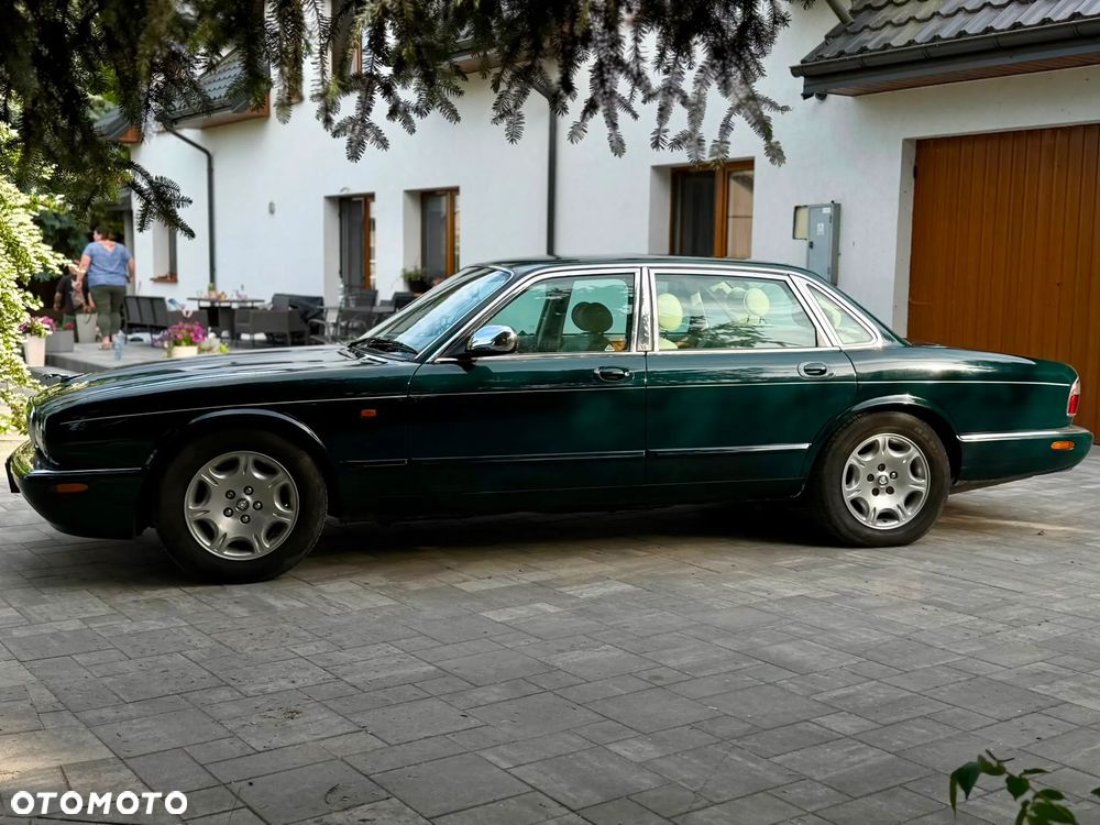 Jaguar XJ Sovereign 4.0 - 15