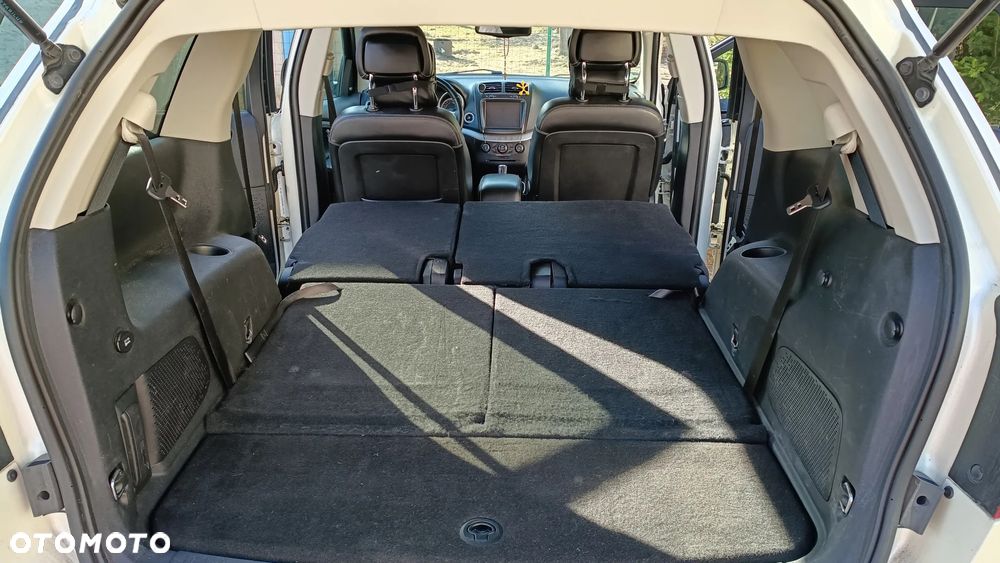 Fiat Freemont 2.0 Multijet 16V DPF Automatik Allrad Black Code - 20