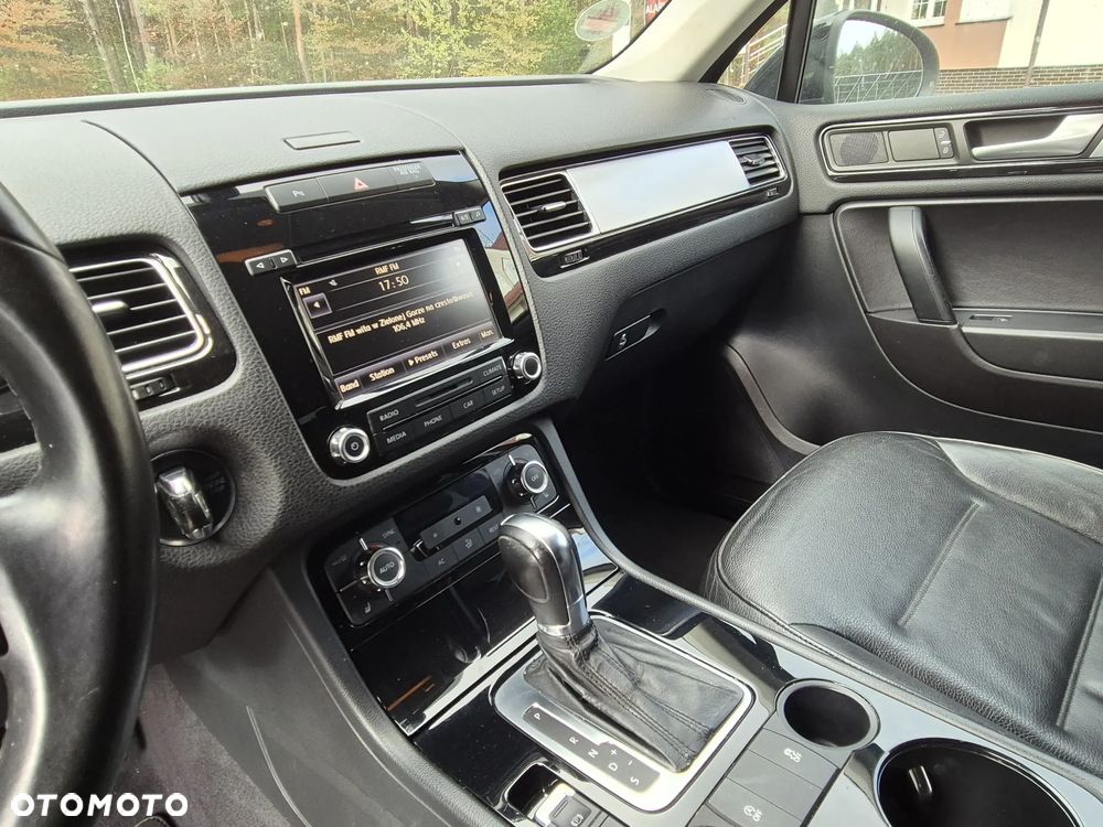 Volkswagen Touareg 3.0 V6 TDI BMT - 19