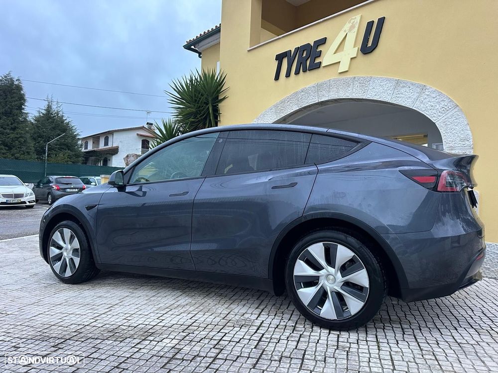 Tesla Model Y Long Range Tração Integral - 11