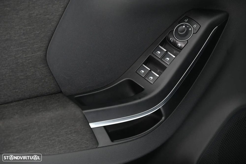 Ford Puma 1.0 EcoBoost MHEV Titanium - 27