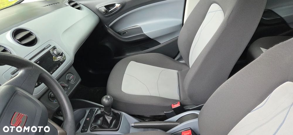 Seat Ibiza 1.4 16V Reference - 14