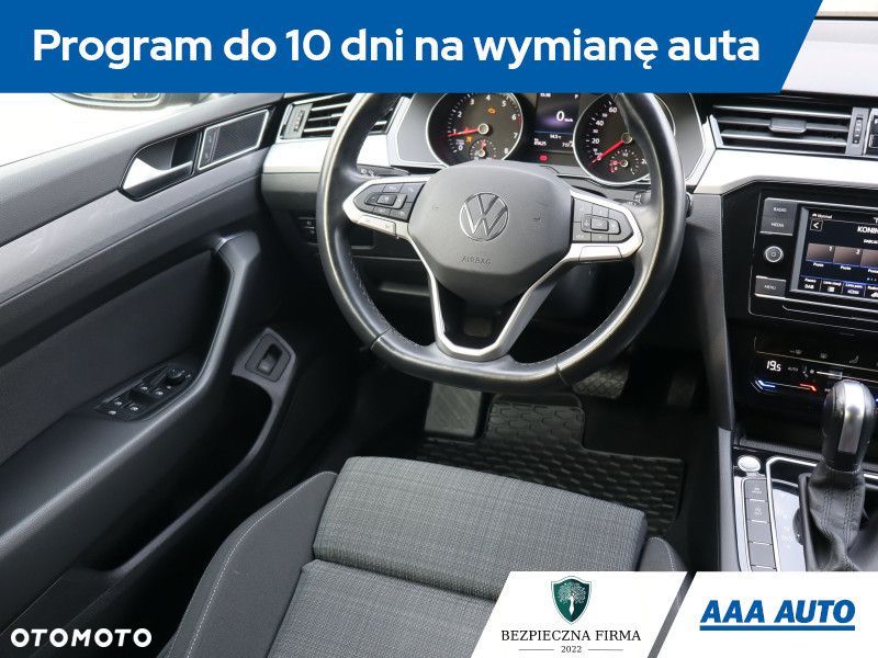 Volkswagen Passat Variant - 9
