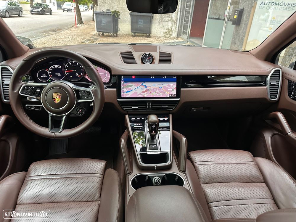 Porsche Cayenne 3.0 V6 - 18